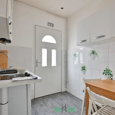 Апартаменты Petit Cocon Calme Avec Jardin