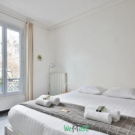 Petit Cocon Calme Avec Jardin Апартаменты *